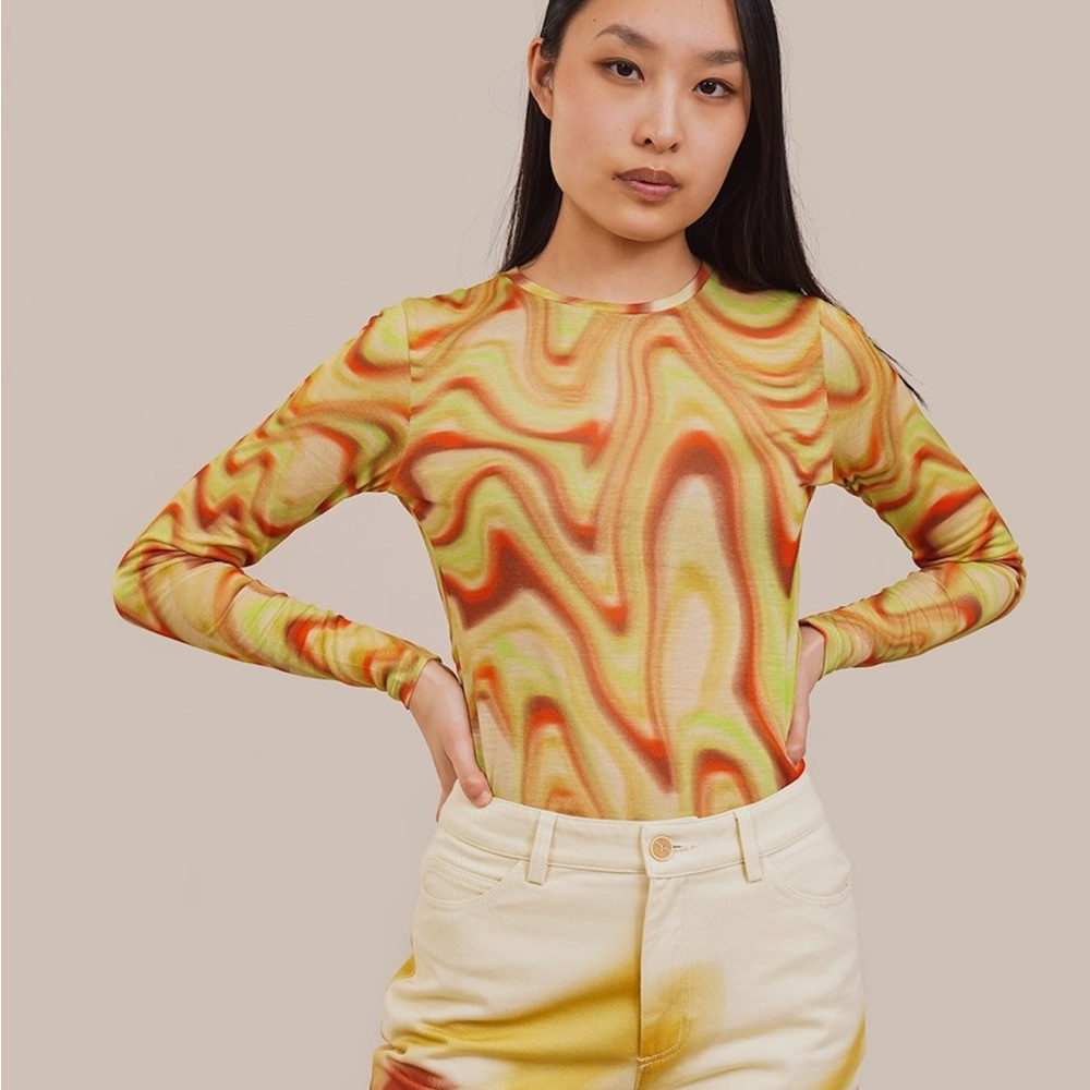 Paloma Wool dilemma top